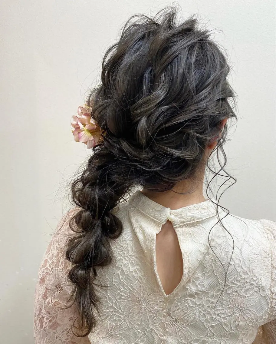 ロング ヘアアレンジ 林 瑠夏のヘアスタイル