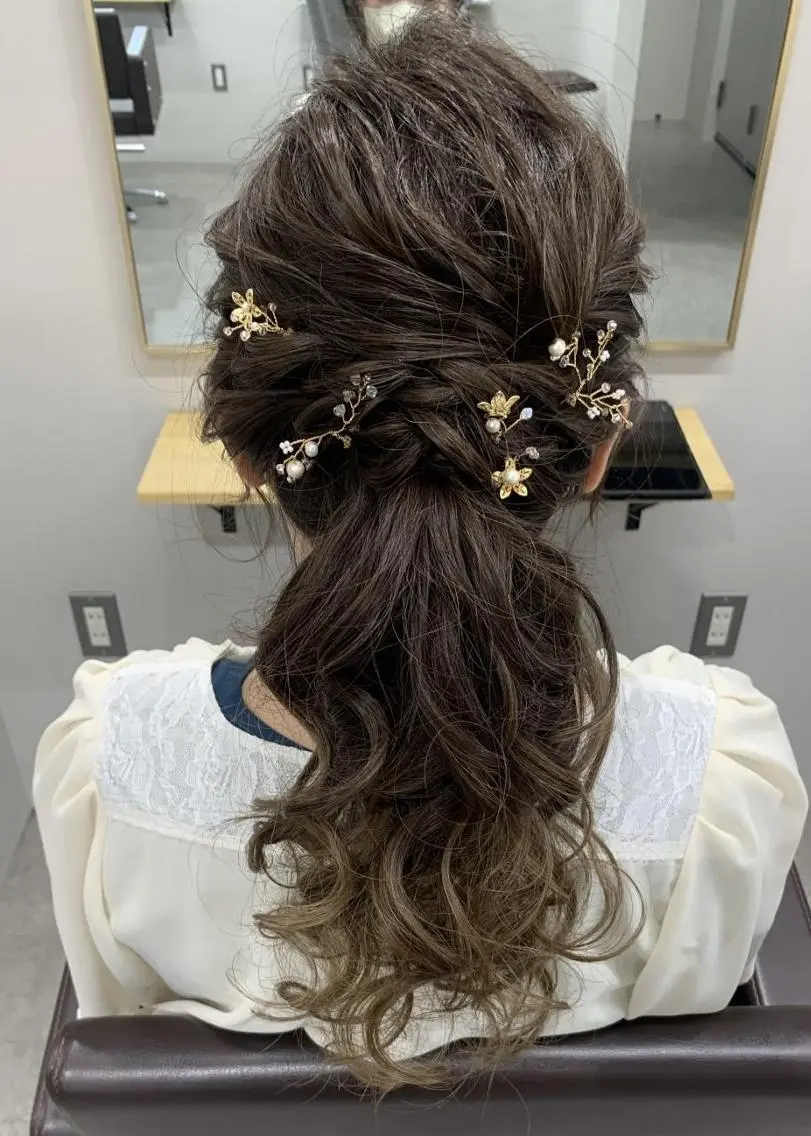 ヘアアレンジ セミロング 🫧【公式】 Lig.横浜🫧のヘアスタイル