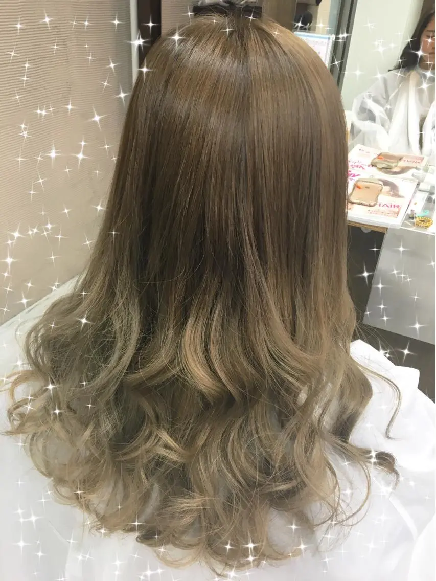 ロング カラー アッシュ ブリーチ グラデーションカラー 韓国ヘア得意❤︎森澤 悠佳のヘアスタイル