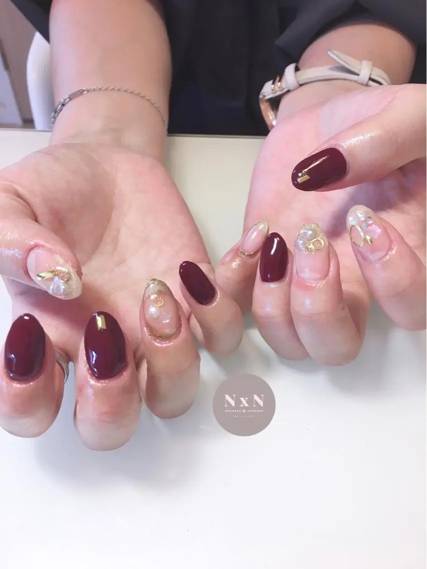 ネイル ボルドー ジェルネイル ニュアンスネイル ぷっくりネイル ハンドネイル nail salon N×Nのネイルデザイン