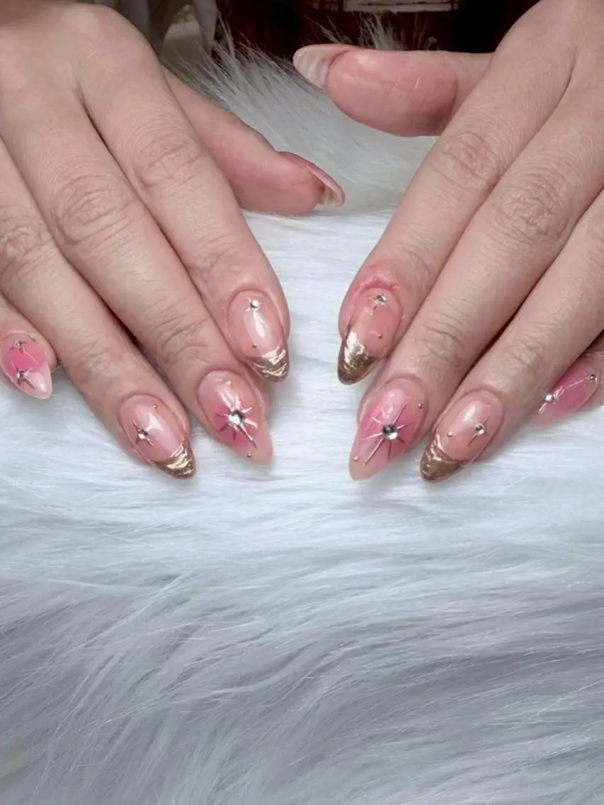 ネイル ジェルネイル マグネットネイル 持ち込み オフィスネイル パラジェル Mihana Nails.*♡のネイルデザイン
