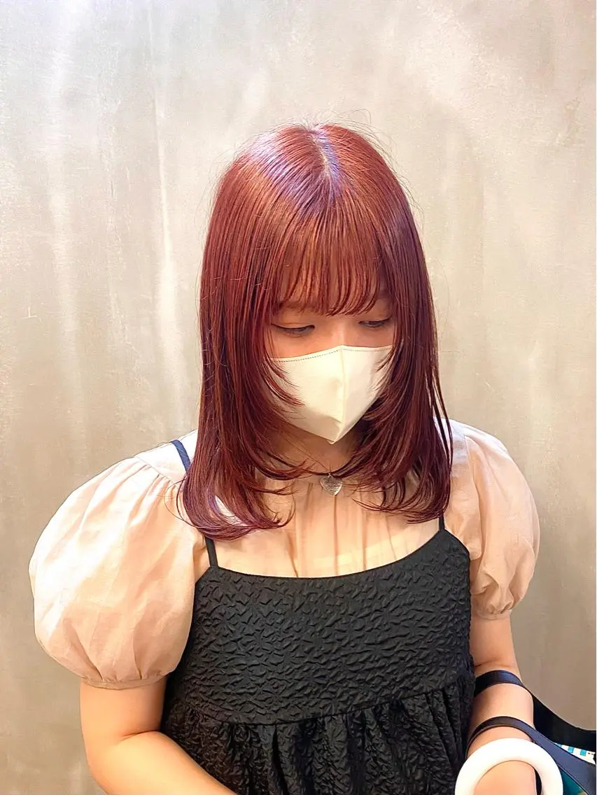 ミディアム カラー パーマ ヘアアレンジ ブリーチ ブリーチなしカラー レッドカラー 顔周りカット レイヤーカット カット ヘアカラー トリートメント ハル🌸柔色/ ブリーチなし/艶髪のヘアスタイル
