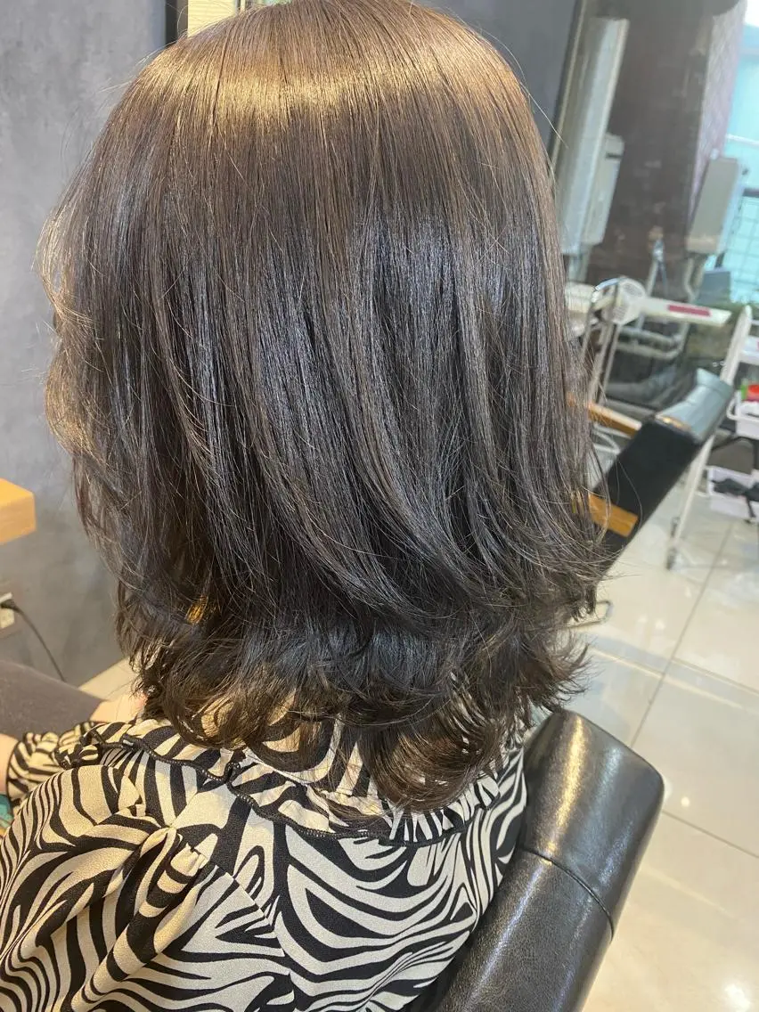 セミロング カラー ヘアアレンジ メンズ キッズ ネイル マツエク・マツパ 透明感カラー🤎 ゆりのヘアスタイル
