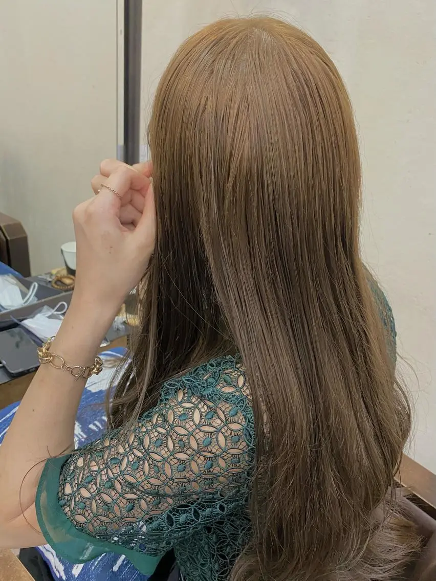 ロング カラー ブリーチ ブリーチなしカラー 🟢NEGi🟣 🫧髪質改善のヘアスタイル