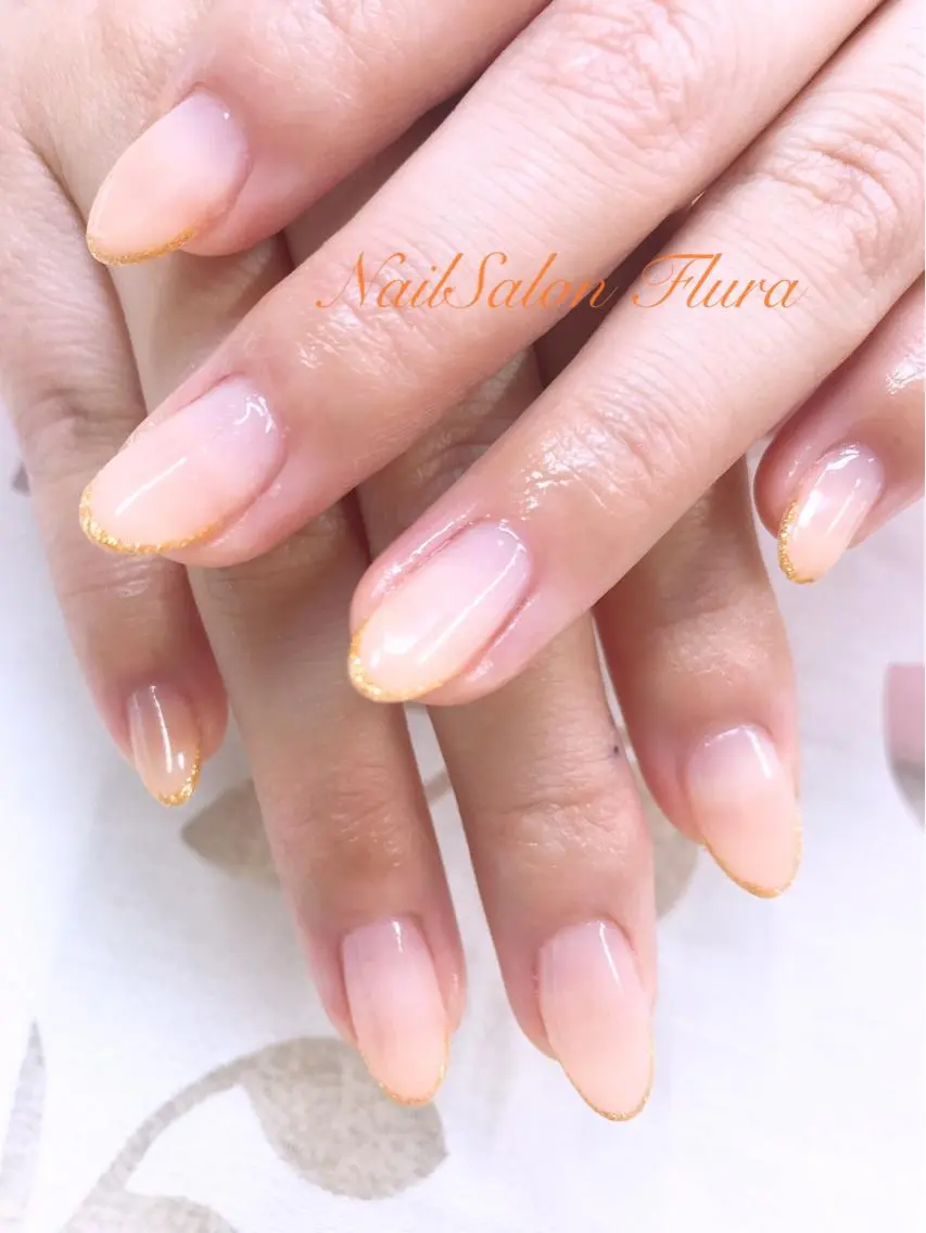 ネイル NailSalon Fluraのネイルデザイン