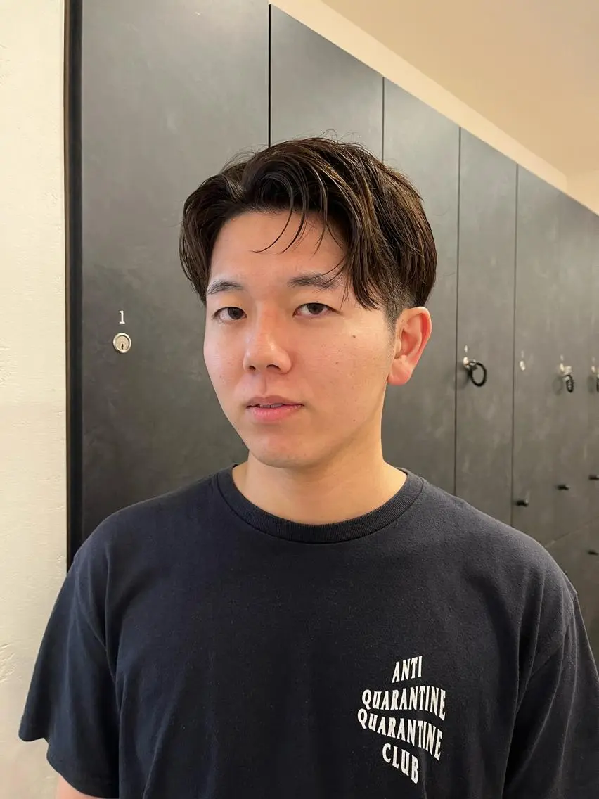 ショート カラー Viot 銀座 樋口 桃佳のヘアスタイル
