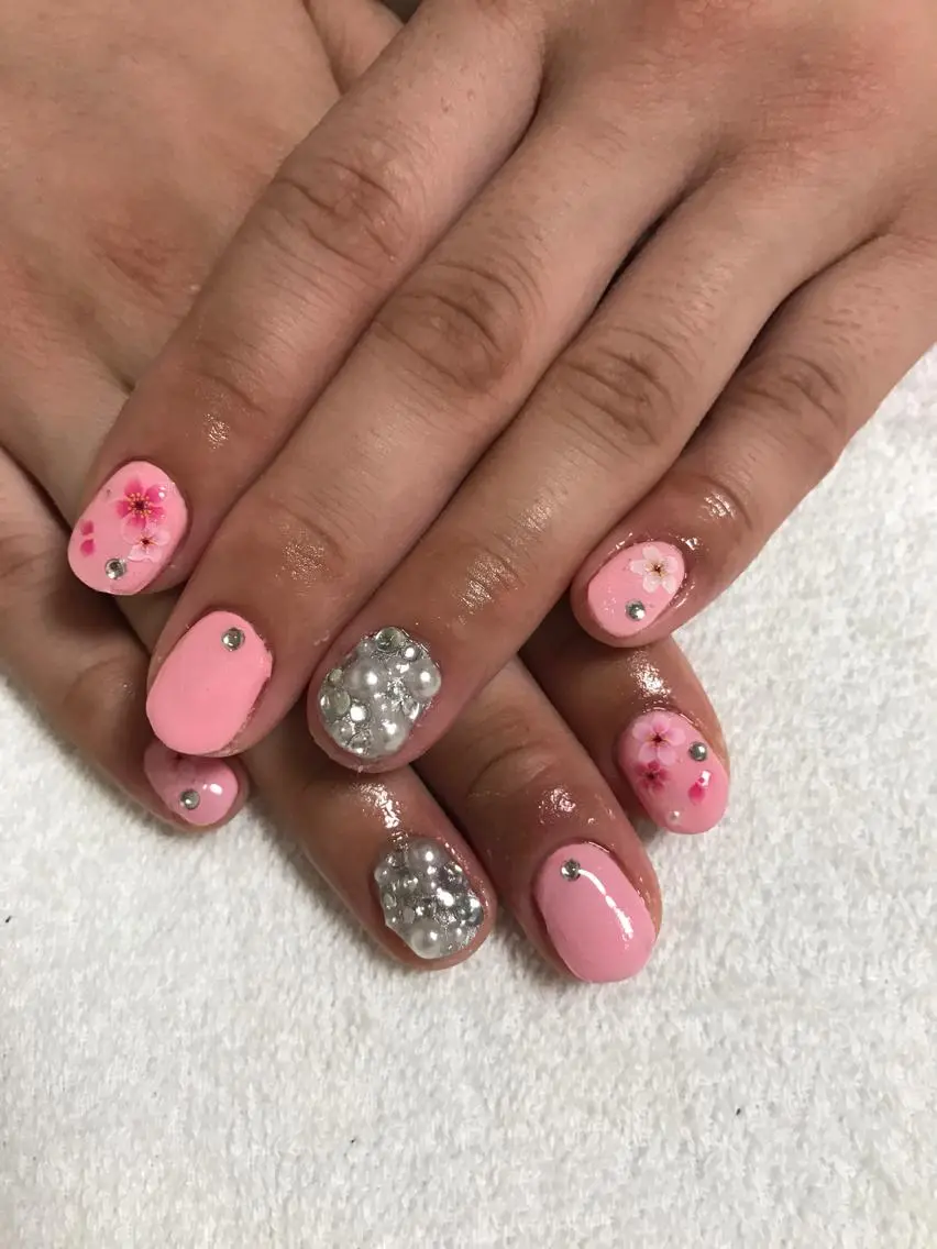 ネイル LOVEnail tomoのネイルデザイン