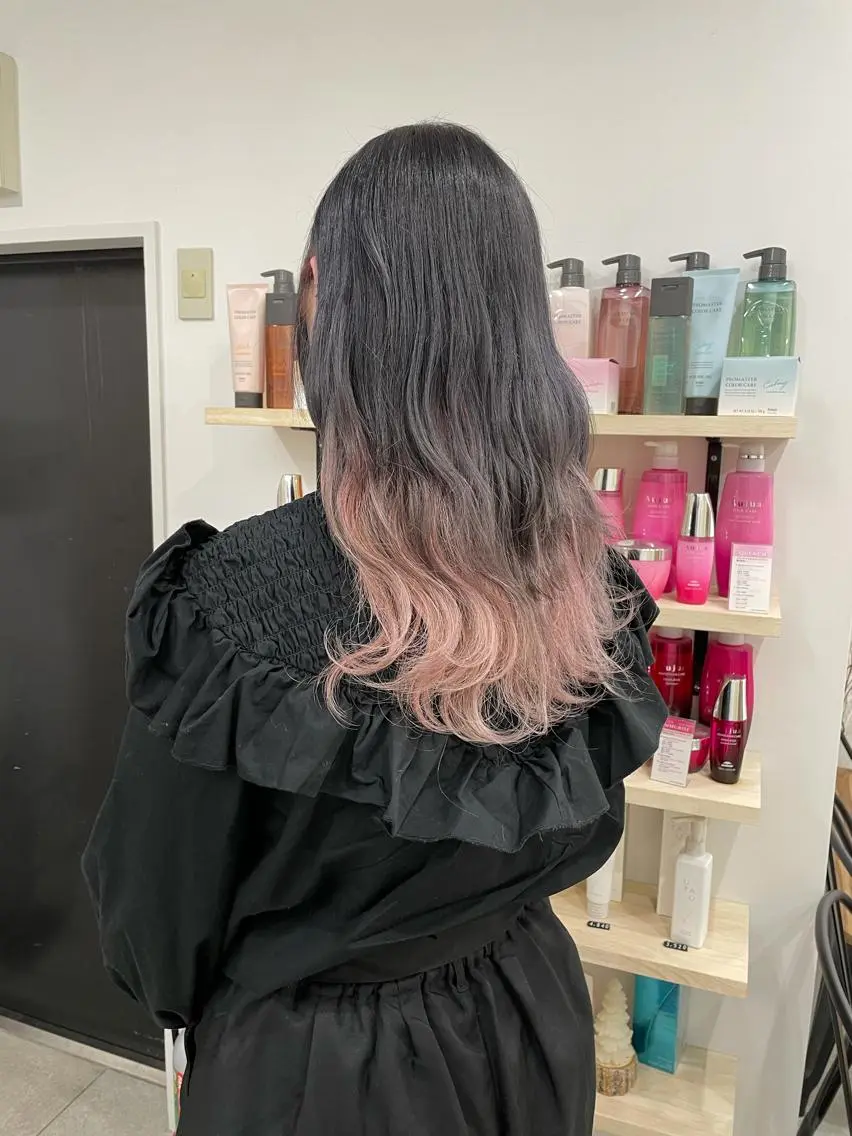 ロング カラー 飯塚 青空のヘアスタイル