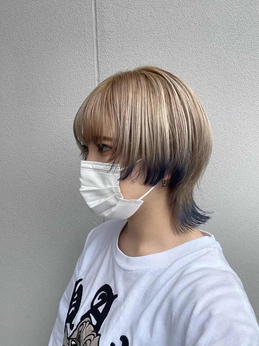 ミディアム カラー ヘアアレンジ ウルフカット カット ヘアカラー トリートメント APREKO SAYAKAのヘアスタイル