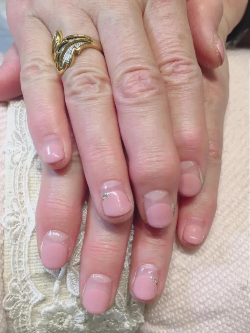ネイル ビジューバイアクイユ ネイルズ 東中野店のネイルデザイン