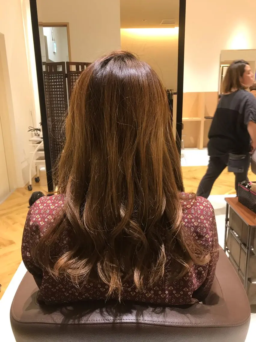 ロング 田中 真衣のヘアスタイル