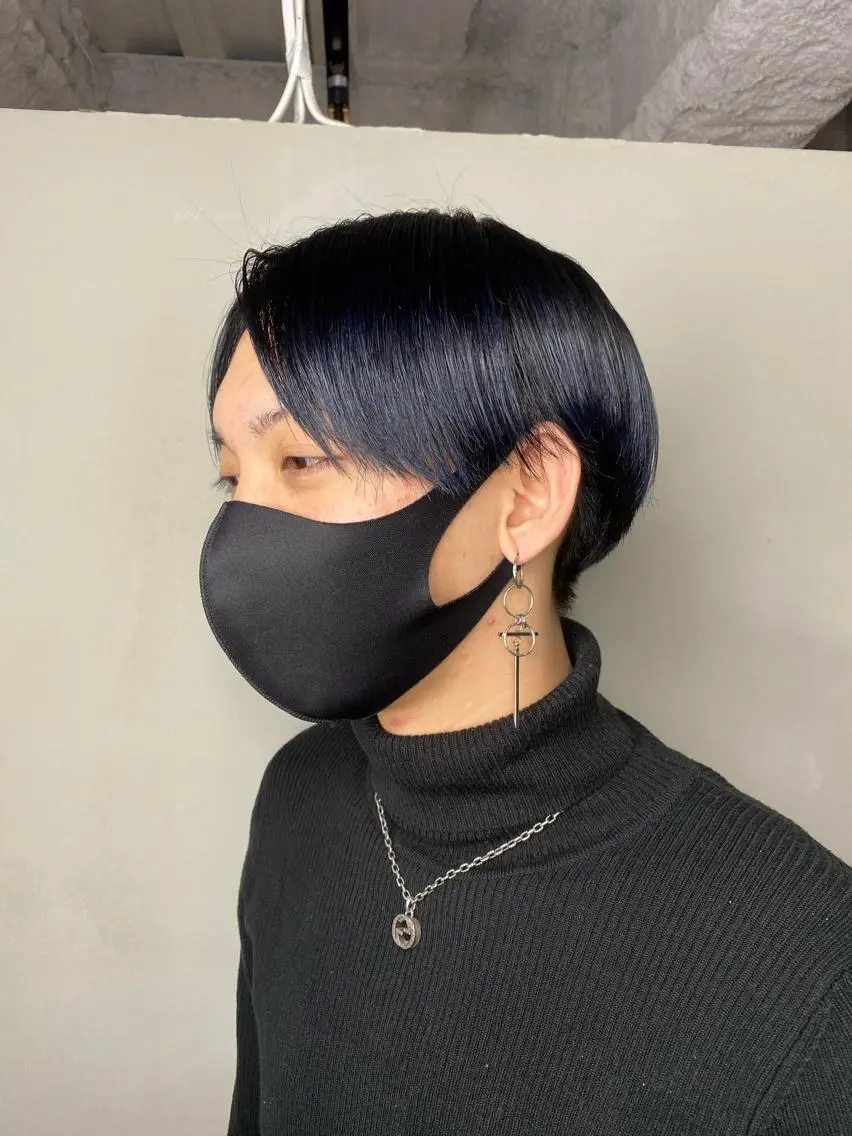 カラー 黒髪 ブルーカラー ブルーブラック 【副店長】DAYS 2nd 久木山湧也のヘアスタイル