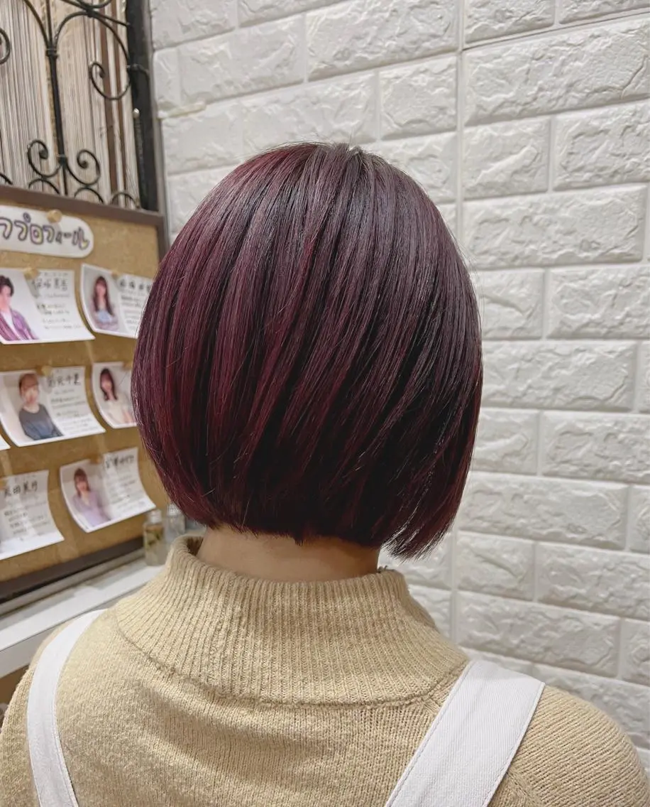 ショート カラー ピンクカラー レッドカラー ボブ カット ヘアカラー トリートメント 艶髪 ♡Tomiyaのヘアスタイル