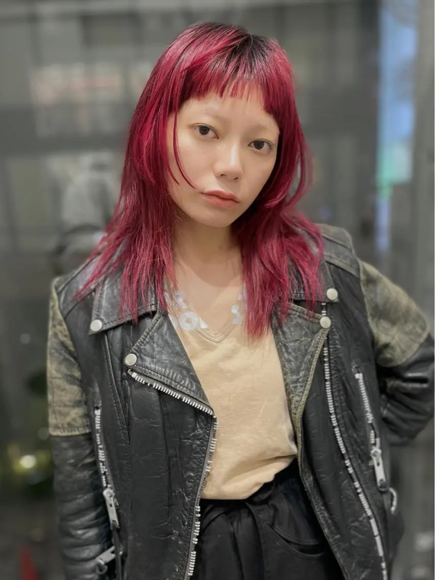 ミディアム カラー カット ヘアカラー トリートメント ブリーチ😼 ボブ✍️レイヤーのヘアスタイル