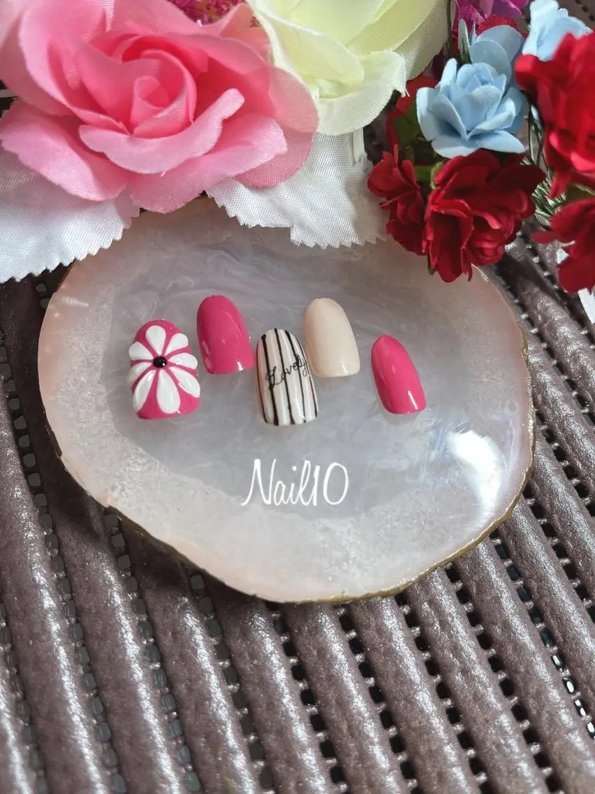 ネイル ハンドネイル Nail10 Kakoのネイルデザイン