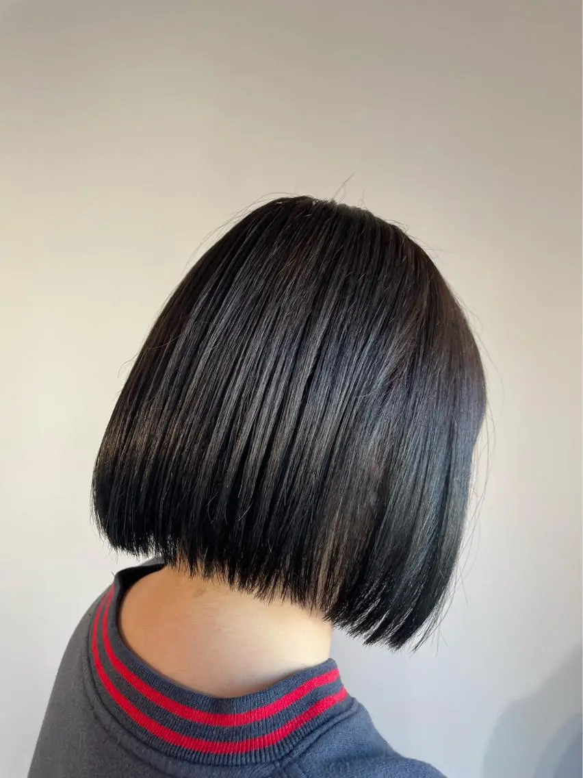 ショート カラー バレイヤージュ ブリーチ ケアブリーチ ダブルカラー イヤリングカラー Luana / 公式 / 大通のヘアスタイル