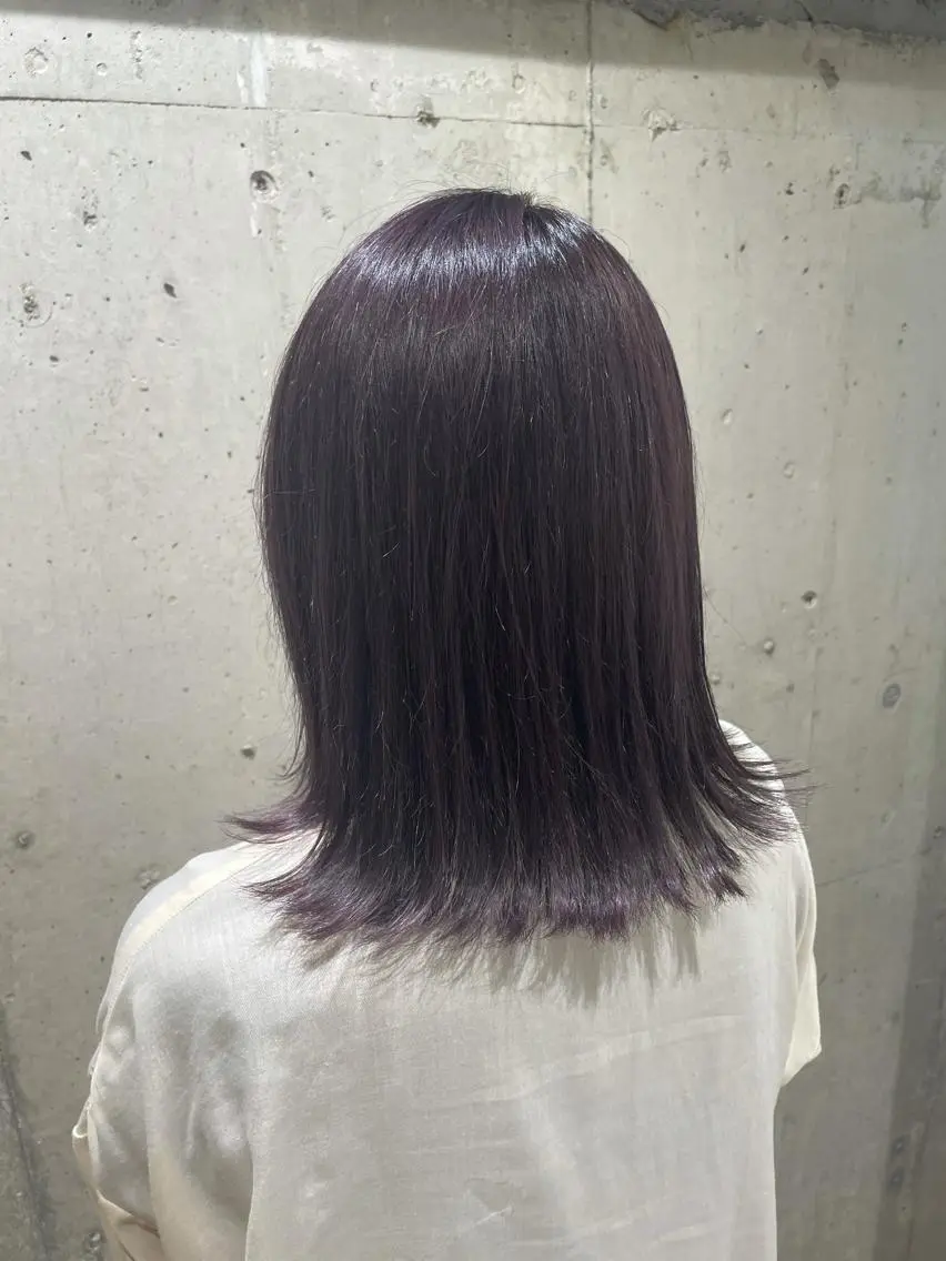 ミディアム カラー 山本 愛永のヘアスタイル