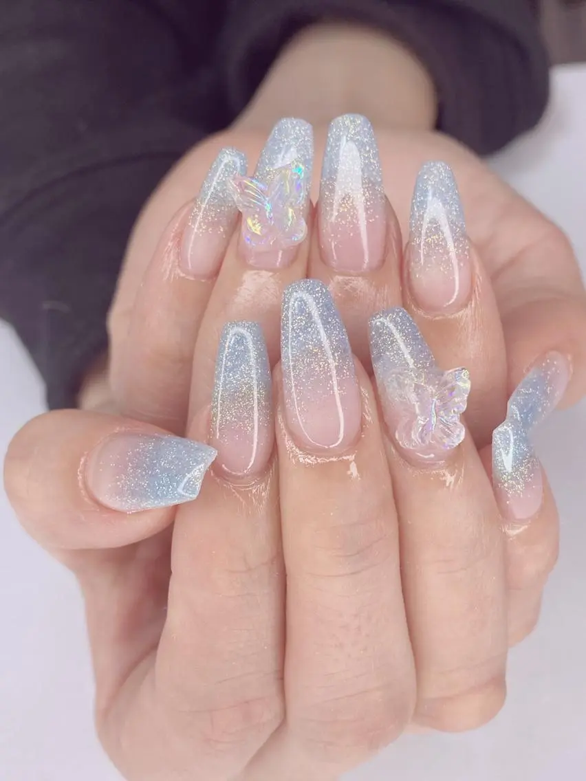 ネイル アートネイル オーロラネイル フレンチネイル ハート キラキラネイル Ｎail Ｓalon ertiのネイルデザイン