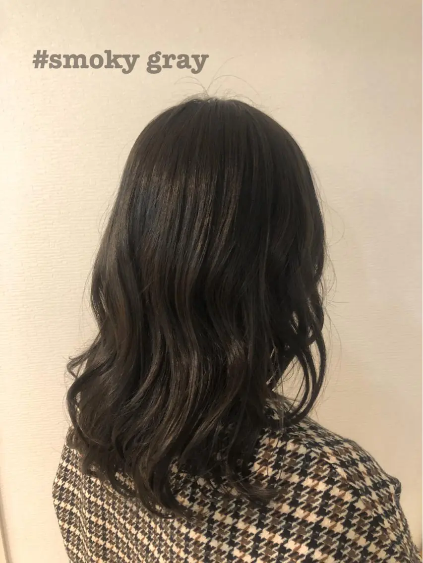 セミロング カラー アッシュ バイオレットカラー 🤍中野 レオ🤍のヘアスタイル