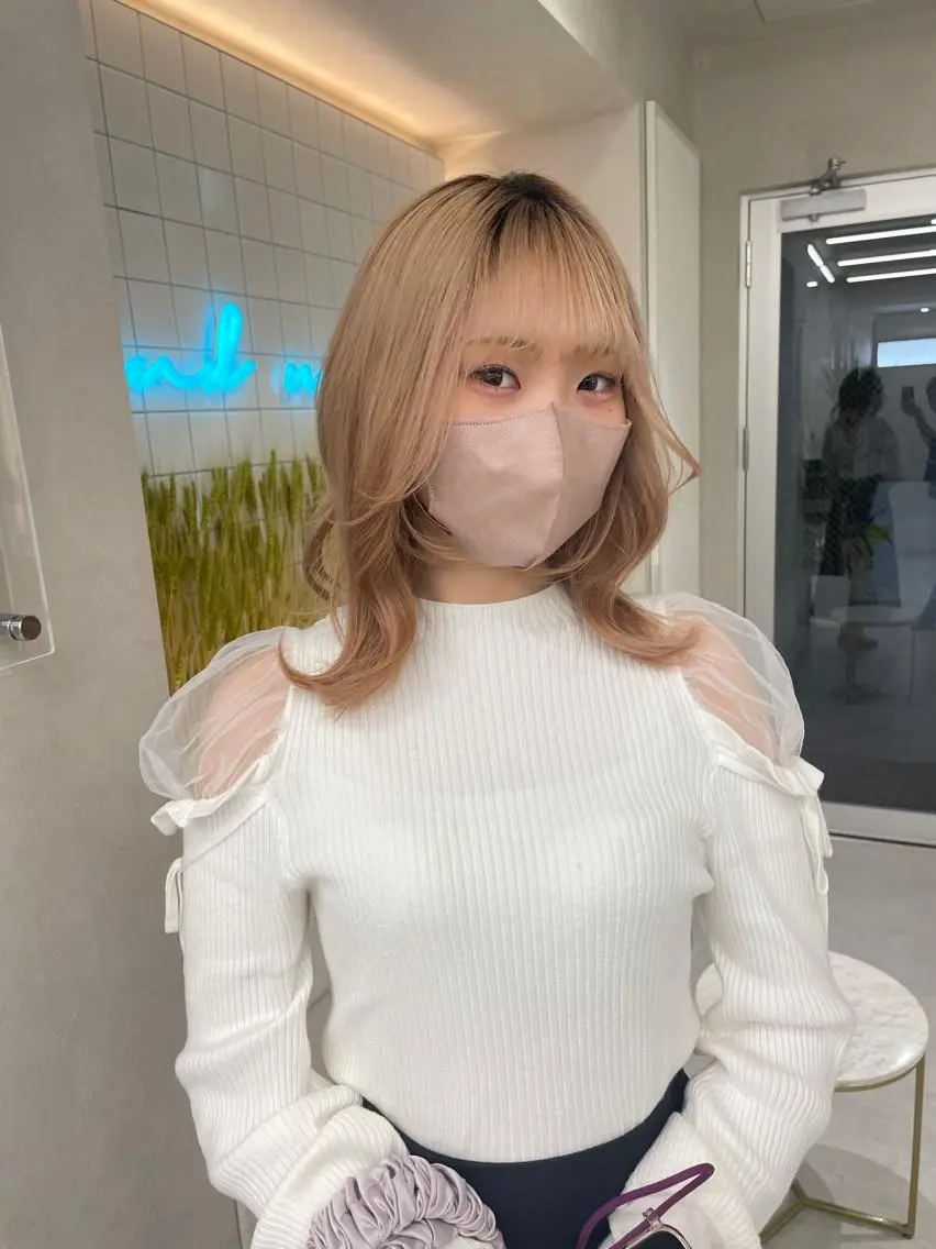 セミロング 韓国ヘア/レイヤー Londエレンのヘアスタイル