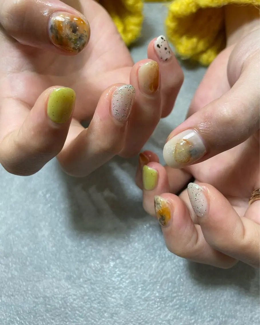 ネイル ハンドネイル フットネイル kiii.__ ✴︎*のネイルデザイン