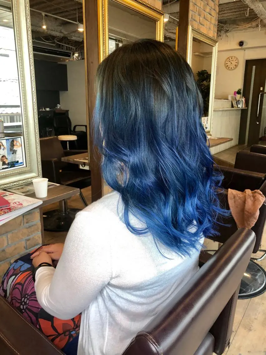セミロング カラー ブルーカラー グラデーションカラー 美髪・艶髪特化美容師 RYOJIのヘアスタイル