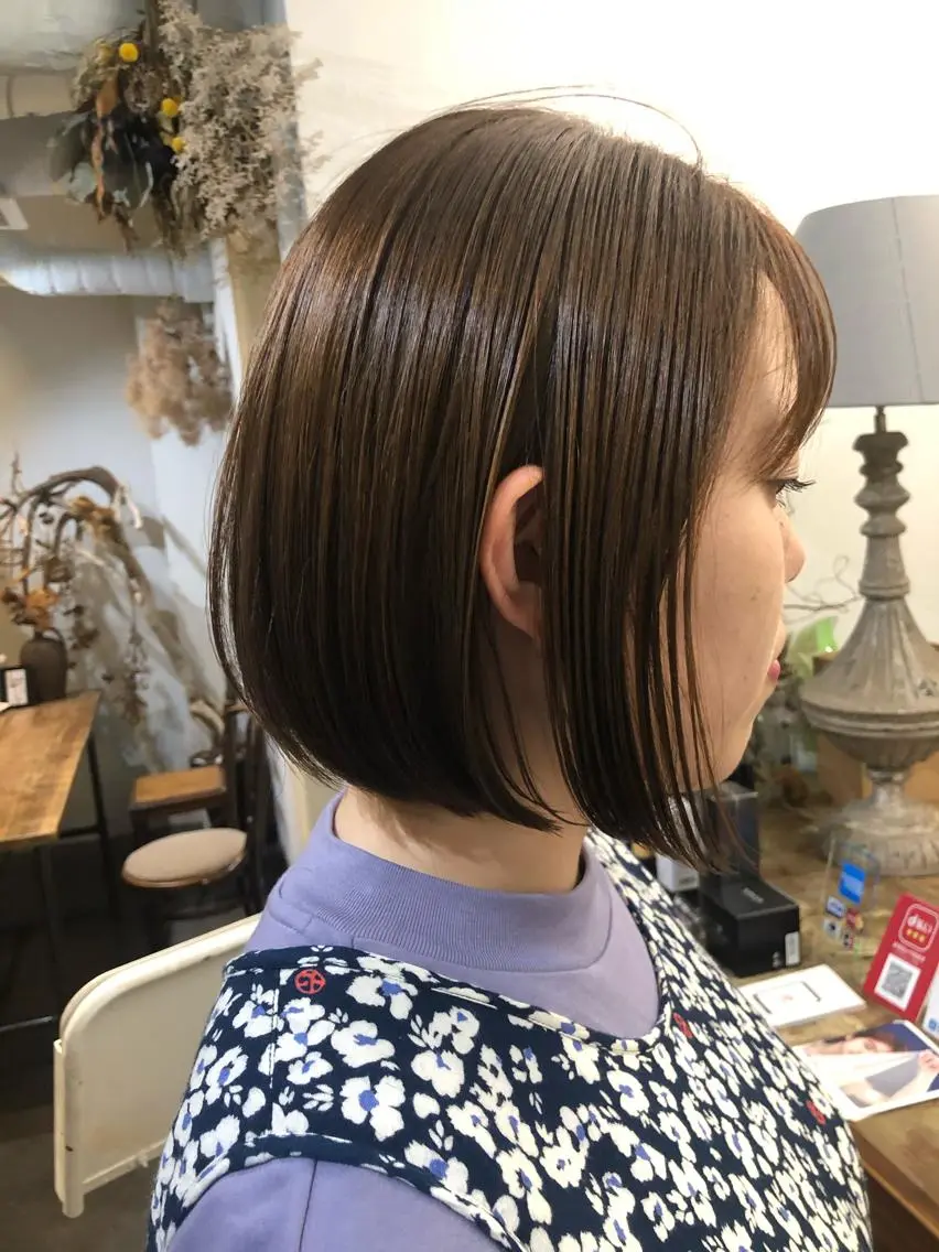 ショート カラー ベージュカラー ボブ カット ヘアカラー 千葉 郁也のヘアスタイル