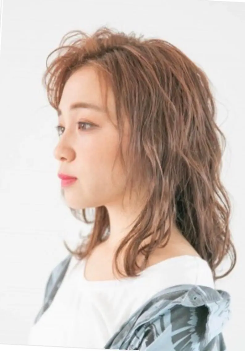 ミディアム かきあげバング Marika 🫧のヘアスタイル
