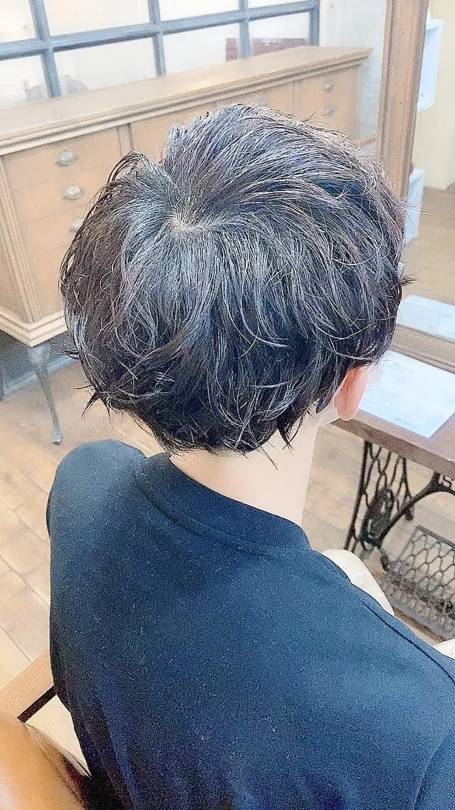 ショート パーマ メンズ マッシュ メンズパーマ スパイラルパーマ 國分 伸也のヘアスタイル