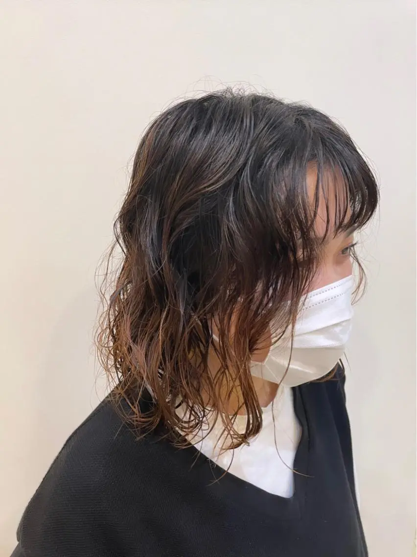 ショート パーマ 鈴木 祐香のヘアスタイル