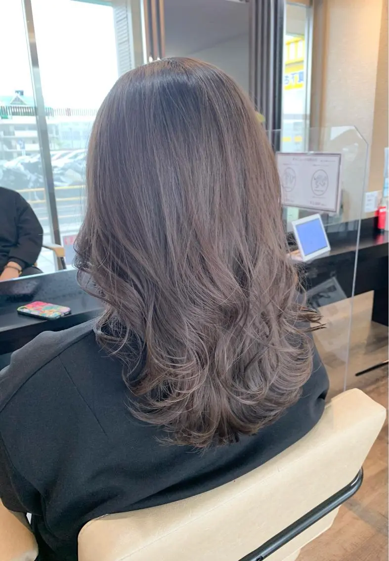 セミロング カラー カット ヘアカラー トリートメント 【艶カラー】 STYLE 和泉俊希のヘアスタイル
