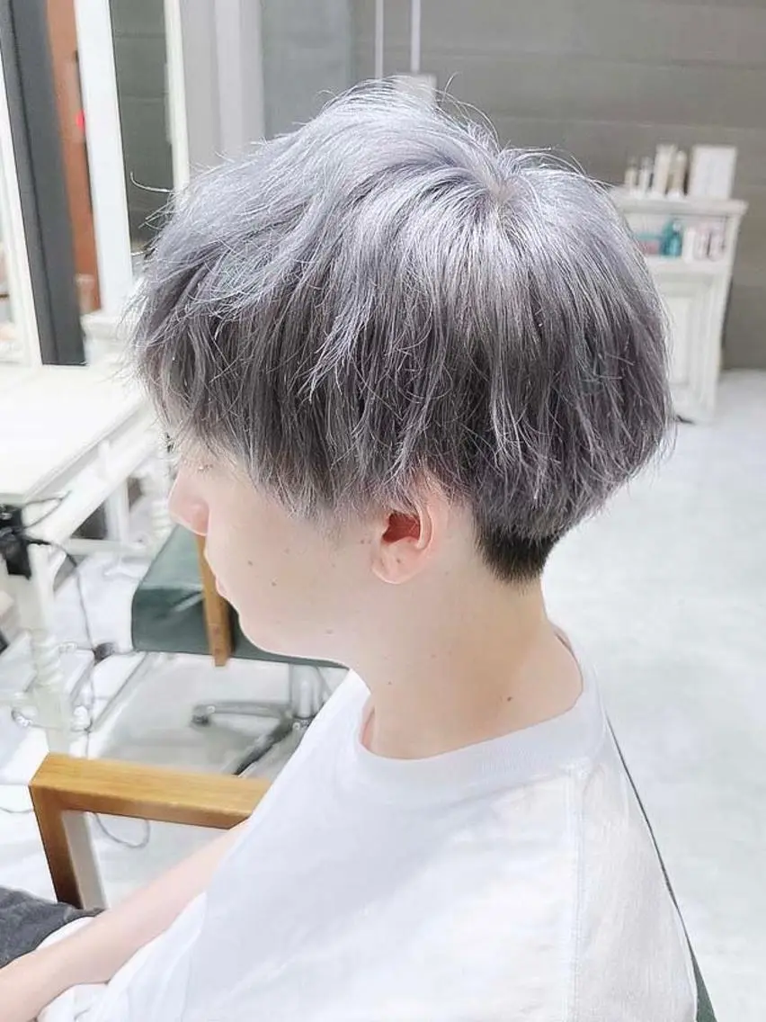メンズ カラー メンズブリーチ メンズハイトーン マッシュ ブリーチ ダブルカラー DAYS Men’sのヘアスタイル