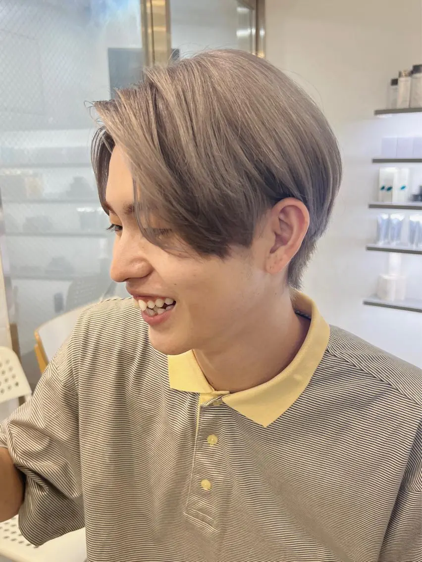 ショート カラー パーマ ヘアアレンジ メンズ センターパート メンズハイトーン マッシュ メンズパーマ プードルパーマ カット ショートヘア原宿 fifth コシのヘアスタイル