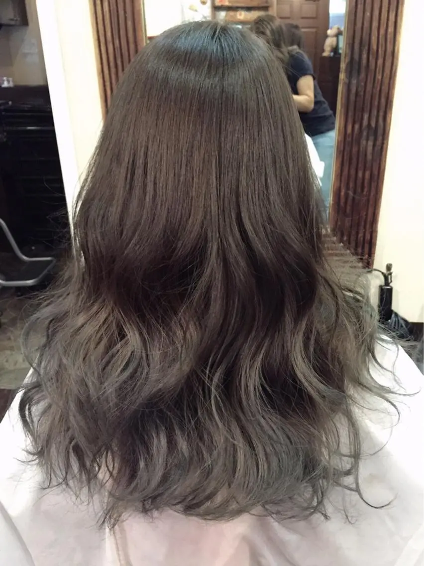 ロング カラー 色落ちまでキレイに! !女性サロンのヘアスタイル