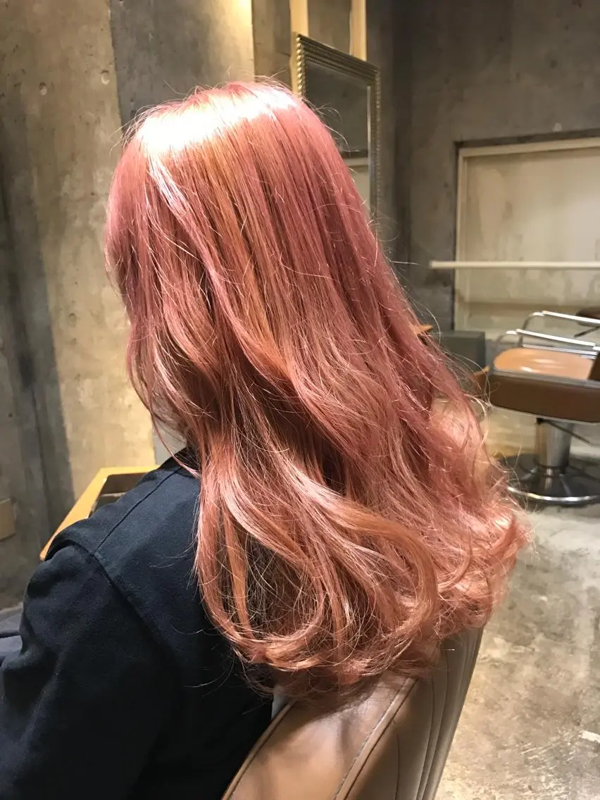 ロング カラー ダブルカラー サロンドミルク 原宿のヘアスタイル