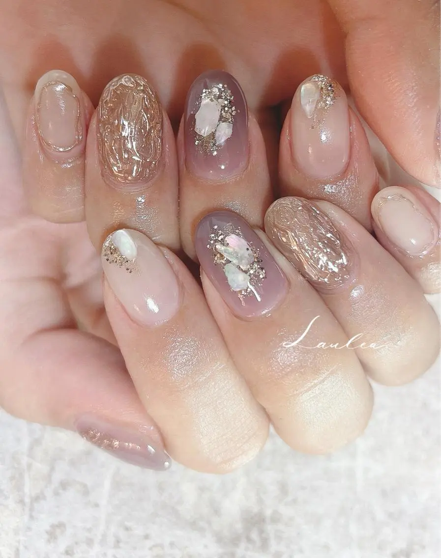 ネイル ミラーネイル ニュアンスネイル 夏ネイル ハンドネイル nail salon Lauleaのネイルデザイン