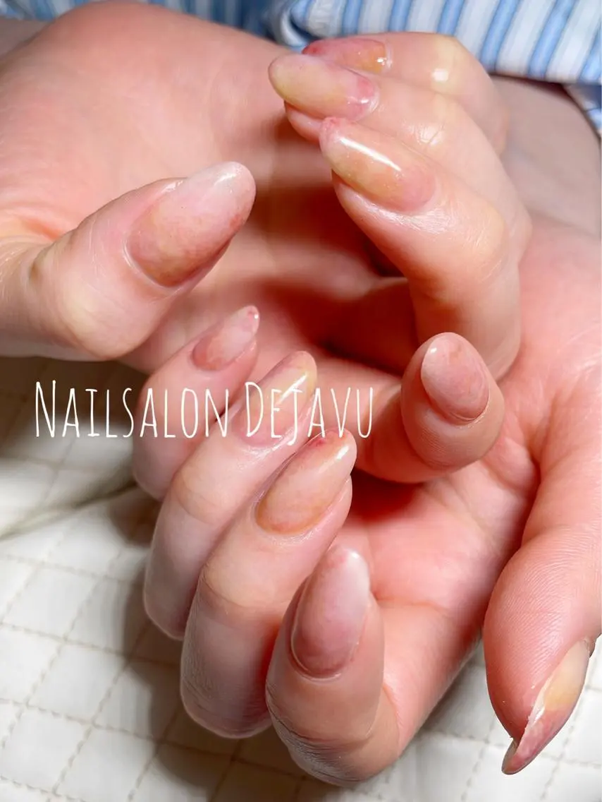 ネイル アートネイル シンプルネイル 春ネイル Nail salon Dejavu 🌿のネイルデザイン