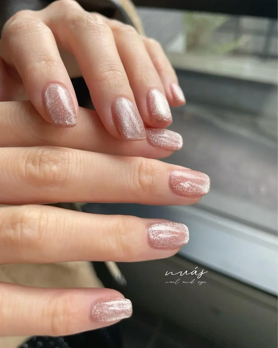 ネイル マグネットネイル nuás nail & eyeのネイルデザイン