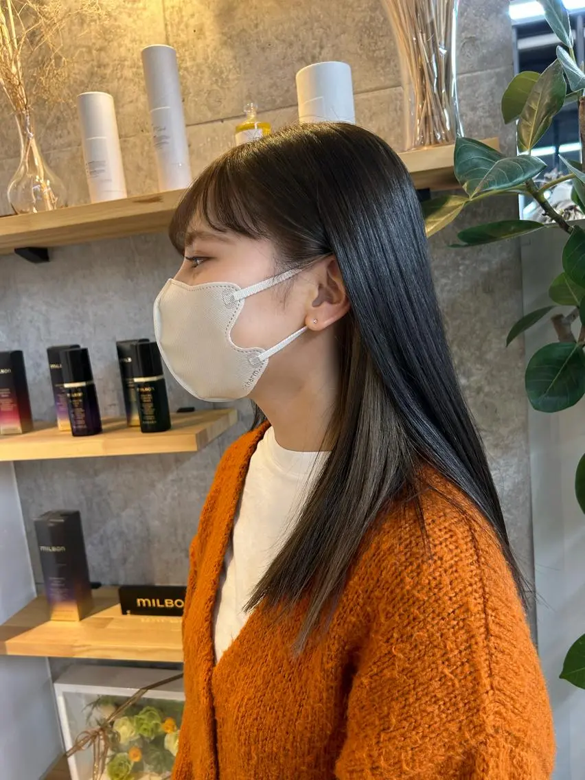 ロング カラー ブリーチ ケアブリーチ ダブルカラー イヤリングカラー ハイライトカラー ハイトーンカラ ー/小川のヘアスタイル