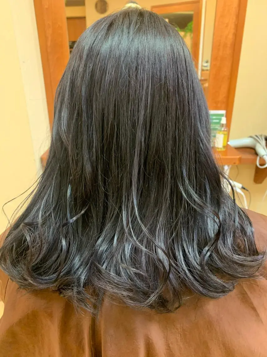 ロング 田畑 優希のヘアスタイル