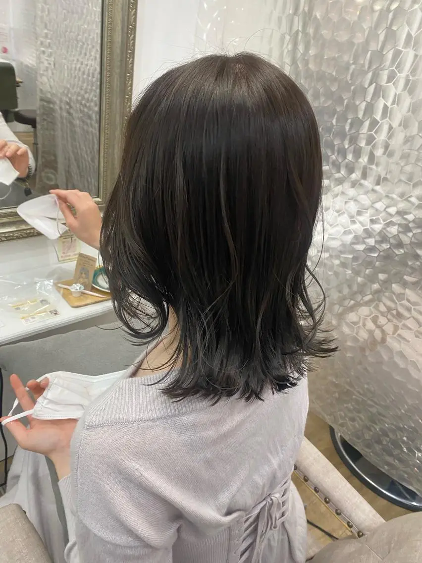 ミディアム カラー ヘアアレンジ 透明感カラー グレージュ トリートメント あおい 🍒暖色カラーのヘアスタイル