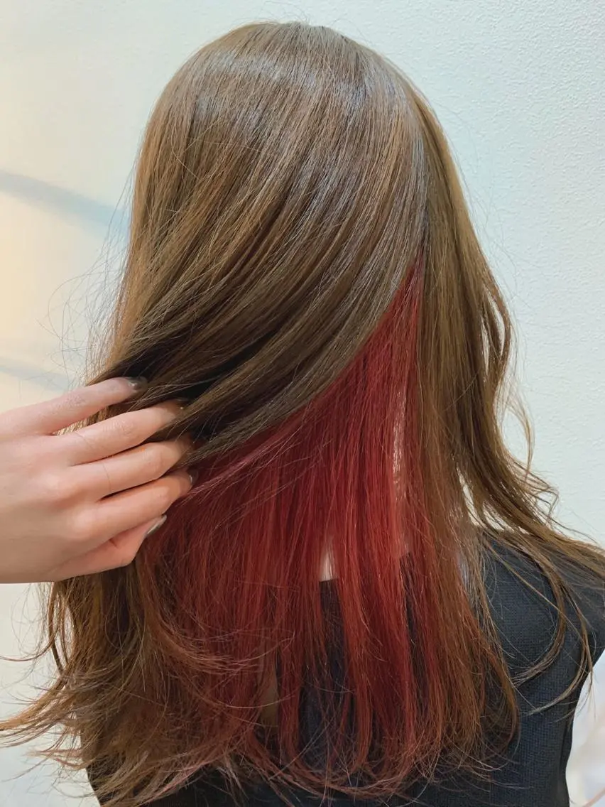 ロング カラー ブリーチ ピンクカラー 艶カラー/ Nanamiのヘアスタイル