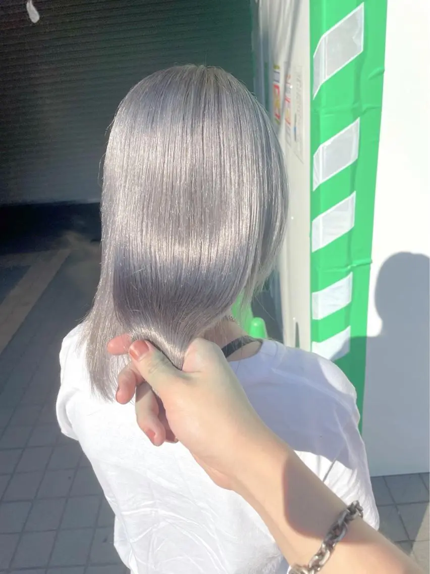 ロング カラー シルバー 【毎朝セット3分】 メンズパーマ　真人のヘアスタイル
