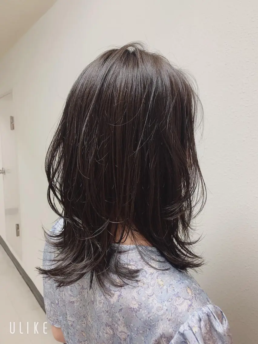 セミロング カラー エンドウ ミノリ🤎 /半個室/レイヤーのヘアスタイル