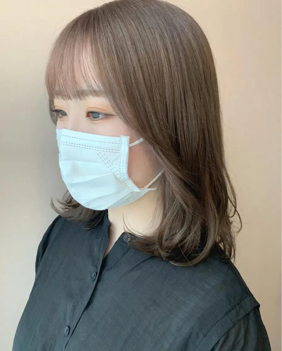 ミディアム カラー ベージュカラー ブリーチ カット ヘアカラー トリートメント hubhair レイヤー/透明感のヘアスタイル