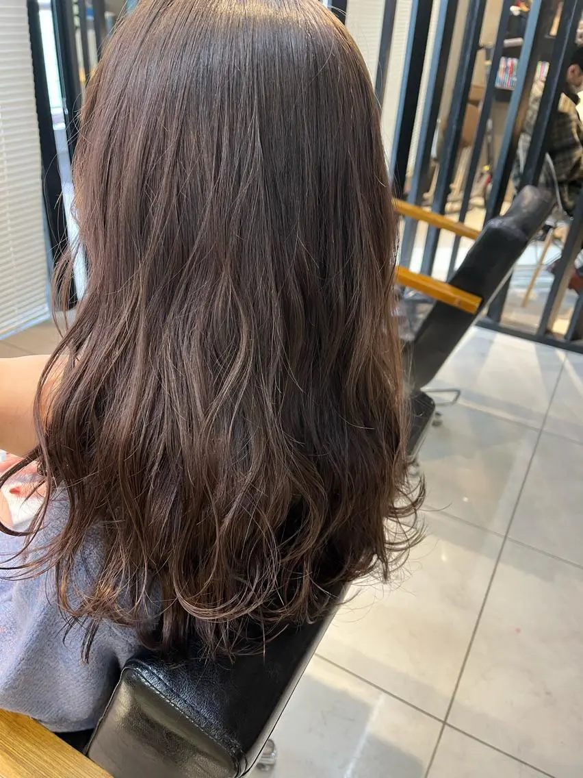 ロング カラー ヘアアレンジ メンズ キッズ マツエク・マツパ アイブロウ 透明感カラー🤎 ゆりのヘアスタイル