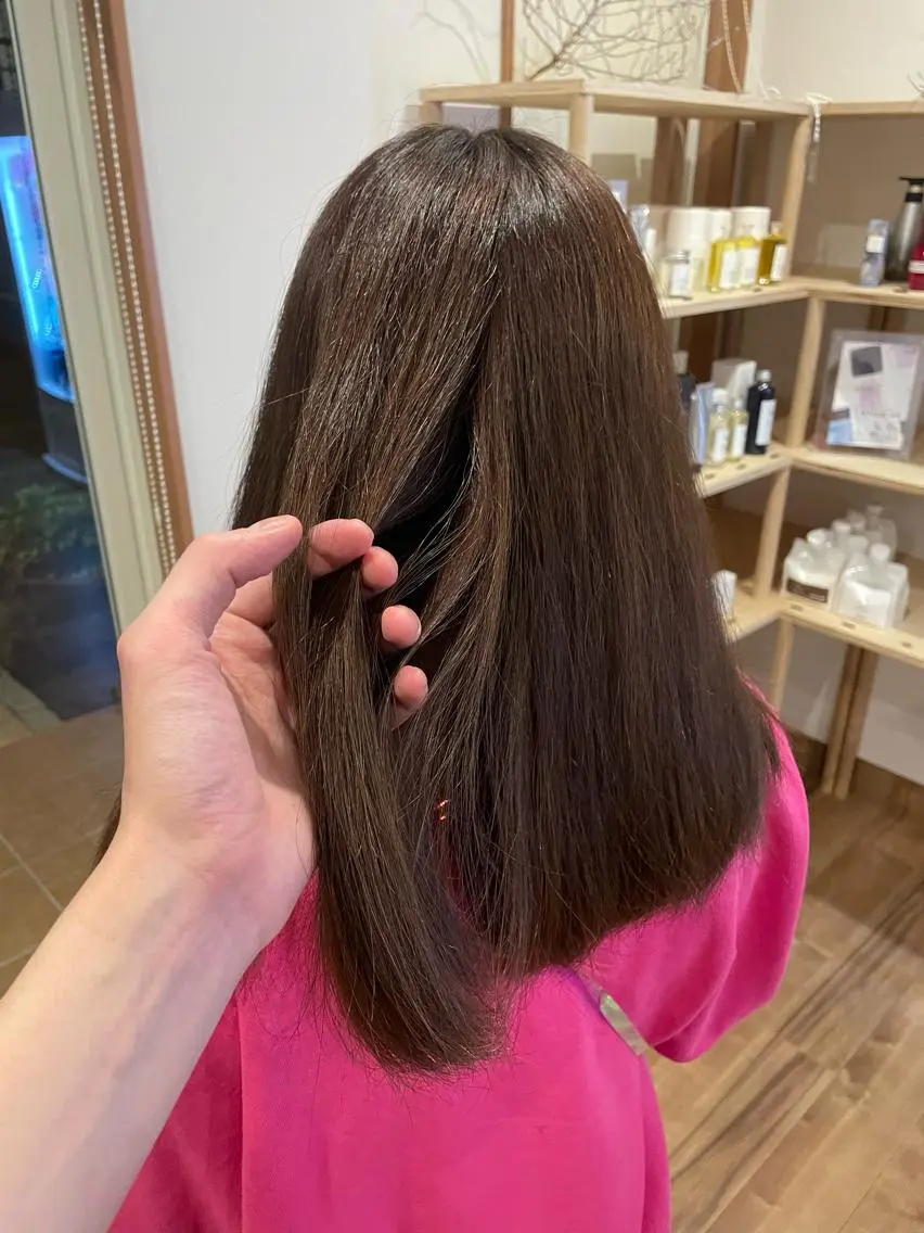 セミロング カラー アッシュ オーガニックカラー 狩野 龍二のヘアスタイル