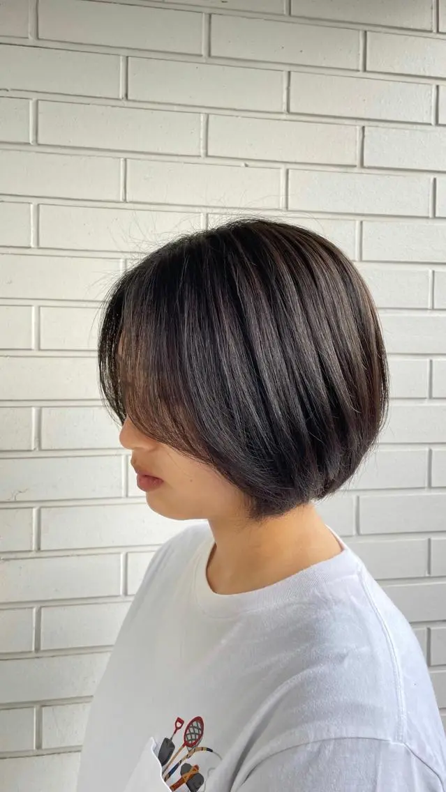 ショート 飯島 成美のヘアスタイル
