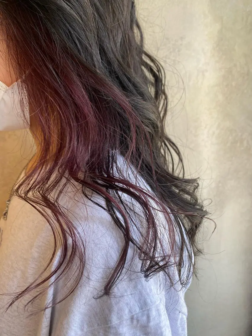 セミロング カラー ピンクカラー ピンクパープル パープルカラー カット ヘアカラー トリートメント ツキノキ　ミナ 8月から西梅田店のヘアスタイル