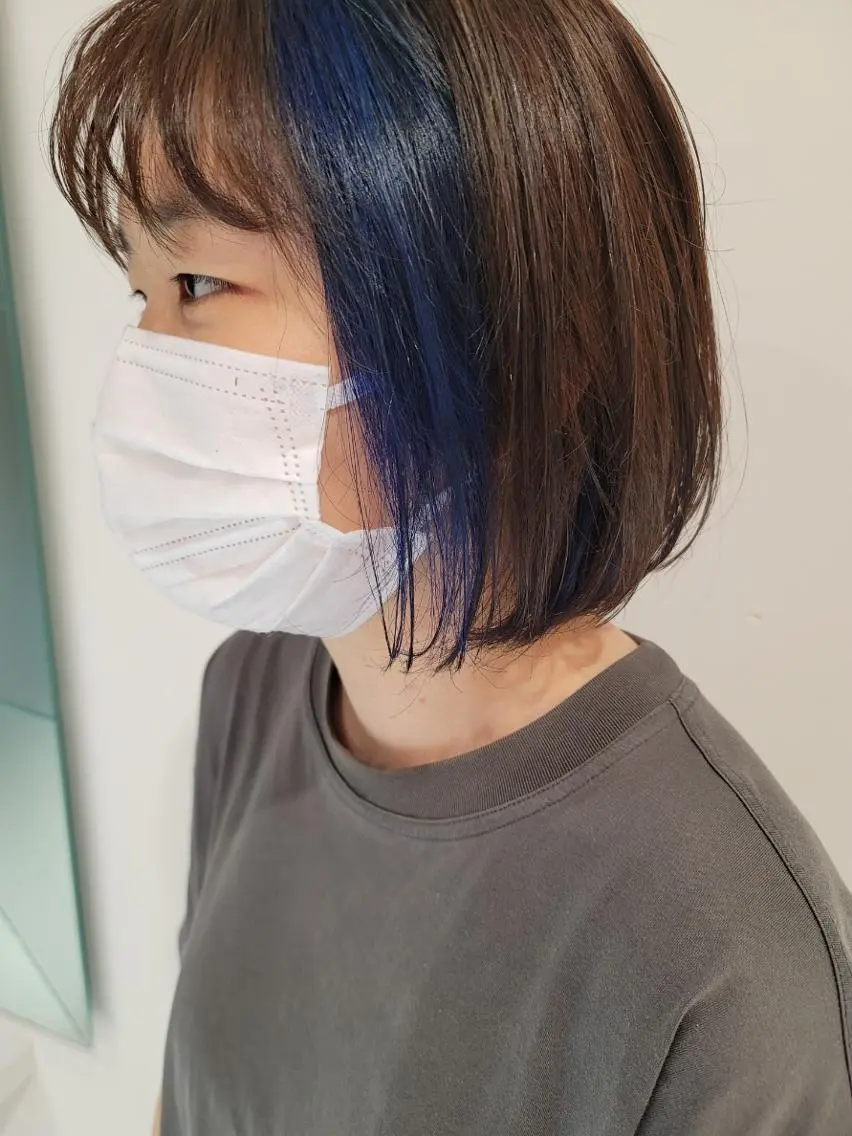 ショート カラー アッシュ アッシュグレー アッシュグレージュ ミストバング ブリーチ カット ヘアカラー 鈴木 翠のヘアスタイル
